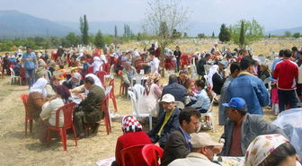 Kuyucak'ta Keşkekli Yağmur Duası