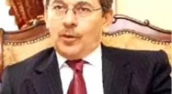 'Arınç Değil Sezer'