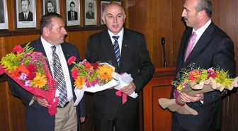 Gebze Belediye Meclisi'nden 2 İstifa