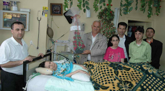 Artvin Minibüsçüler Kooperatifi Şoförlerinin En Anlamlı Anneler Günü Ziyareti