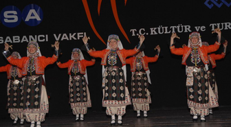 Yıldırım Belediyesi Gösteri Sanatları Topluluğu'nun Büyük Başarısı