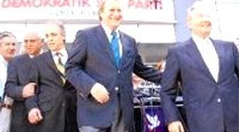 Cumhuriyet Mitingi: Sol Birleşmeden Tezat İfadeler