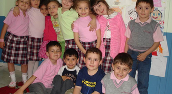 Özel Şahin İlköğretim Okulu Öğrencilerine Ödül