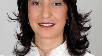 Eczacı Nesrin Ulema AK Parti'den Milletvekili Aday Adayı