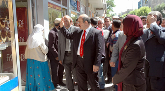 Bakan Çelik'ten Esnaf Ziyareti