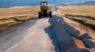 Gaziantep'te Köy Yolları Asfaltlanıyor