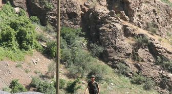 Mehmetçik Sınırda Mayın Taraması Yapıyor