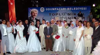 Odunpazarı Belediyesi, 20 Çifti Evlendirdi