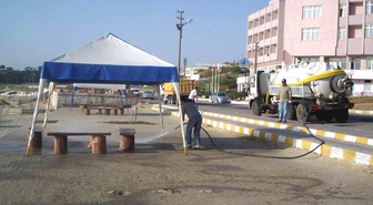 Gelibolu'da Hamzakoy Sahili Her Sabah Temizleniyor