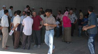 Yıkıma Sopa ve Sinek İlacıyla Direndiler