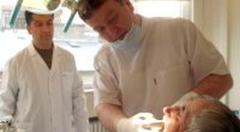 Çocuğunuzu 3 Yaşında Diş Doktoruyla Tanıştırın