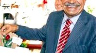 Meclis'e Çiçekli Şakayla Döndü