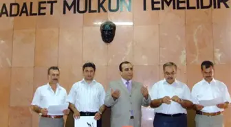 Ak Partili Milletvekilleri Mazbatalarını Aldı