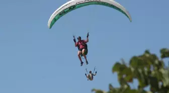 Fethiye'de Yamaç Paraşütü Akrobasi Yarışması Düzenlenecek