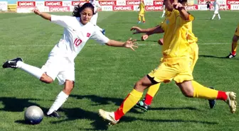 19 Yaş Altı Bayan Milli Futbol Takımı, Hazırlık Maçında Makedonya'yı Mağlup Etti