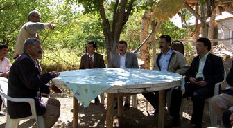 Milletvekili Türkmenoğlu Köleri Ziyaret Ederek Sorunları Dinledi