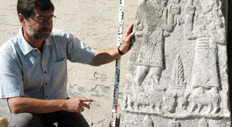 Dülük Antik Kenti'nde Tanrı Jupiter'in Kabartması Bulundu