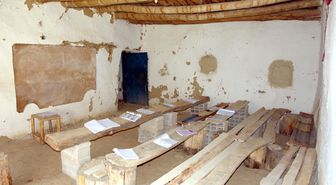 Köylüler, Boş Bir Evi Onararak Okula Dönüştürdü