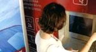 Akbank'tan Self-servis 'Kredi Makinesi'