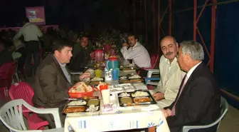 Vali ve Başkan Çadırda Oruç Açtı