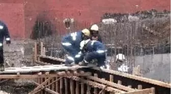 Cami İnşaatında Toprak Kaydı: 2 Ölü