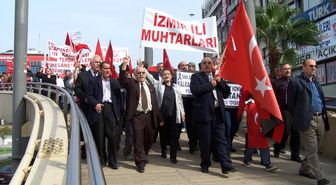 İzmirli Muhtarlardan Teröre Lanet Yürüyüşü