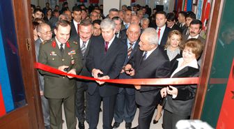Kars'ta Haydar Aliyev Eğitim Merkezi Açıldı