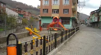 Karabük Belediyesi'nden Yortanpazarı'na Çocuk Parkı