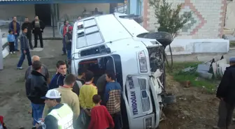 Söke'de Trafik Kazası 14 Yaralı