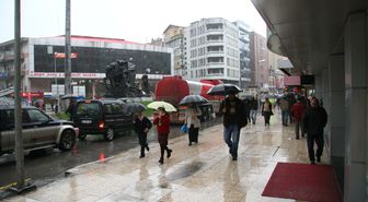 Zonguldak'ta Yağmur Hayatı Felç Etti