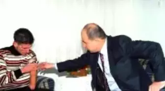 Vali Kılıçlar'dan Gazi Erin Evine Bayram Ziyareti