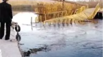 Yeni Köprü Yarım Saat Sonra Çöktü
