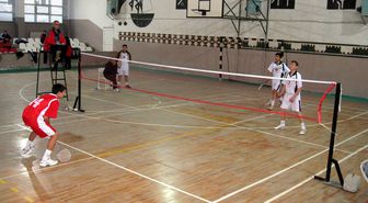 Liselerarası Kız-erkek Badminton Müsabakaları