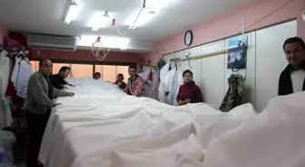 Dünyanın En Büyün Gelinliği