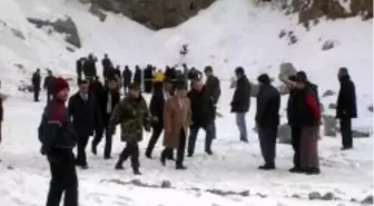 Hakkari'de Kaybolan Polis Memurunun Cesedi Bulundu