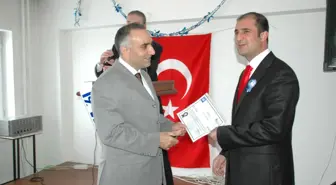 Tatvan'da Vergi Rekortmenleri Ödüllendirildi