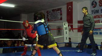Kemer'de Kıckboks Turnuvası