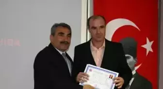 Kaynakçılık Kursuna Giden Eski Hükümlülere Sertifikaları Verildi