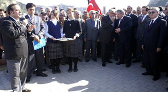 Yapımı Tamamlanan Kesetel Köprüsü Törenle Açıldı
