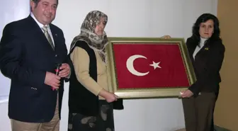 Yılın Fedakar Kadınları Şehit Anası ve Şehit Eşi