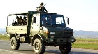 40 Araçlık Askeri Konvoy Sıcak Bölgeye Gönderildi