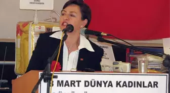 Eski CHP Meclis Üyesi Zuhal Samlı'dan Kadınlara Konferans