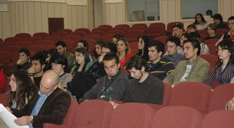 Nasuh Mahruki Erciyes Üniversitesi Öğrencileri ile Buluştu