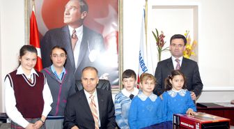 Fiş Toplayan Öğrencilere Ödül