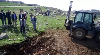 İdil Mezarlığı'na Cami Yapılıyor