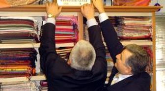 Tüketiciler Gününde, 'Satılan Mal Geri Alınmaz' Tabelasını İndirdiler