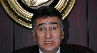 Adana Barosu'ndan Gelir İdaresi'nin Avukat Takibine Tepki