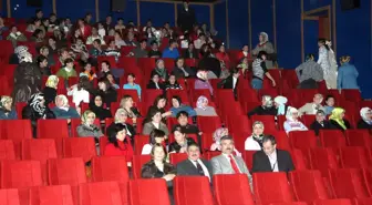 Bahşılı Belediyesinden Kursiyer Kadınlara Sinema Sürprizi