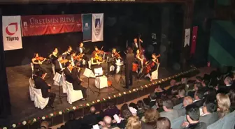 Kocaeli Sanayi Odası Orkestrası Çorlu'da Konser Verdi