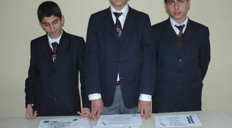 Erzurum'da Liseli Mucitler 'Isıtan Ayakkabı' Yaptı